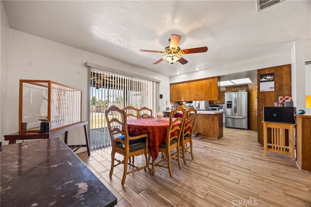 20696 Tonawanda Road, Apple Valley, CA 92307