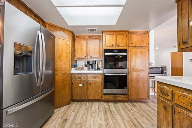 20696 Tonawanda Road, Apple Valley, CA 92307