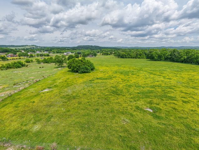 1480 Rogers Ln, Lebanon, TN 37087