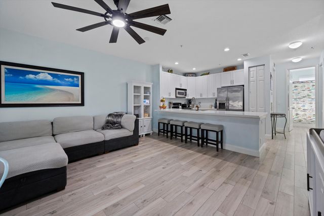 1553 Meads Bay Lane, Jupiter, FL 33458