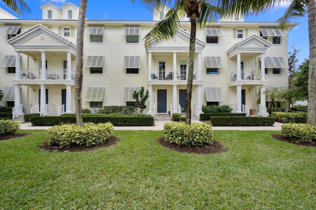 1553 Meads Bay Lane, Jupiter, FL 33458