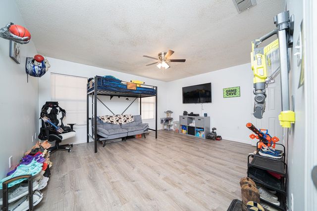 1680 Strong Rd, Diana, TX 75640