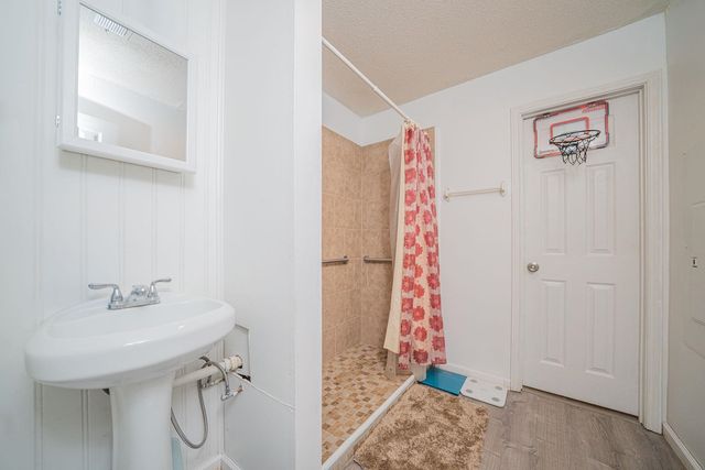 1680 Strong Rd, Diana, TX 75640