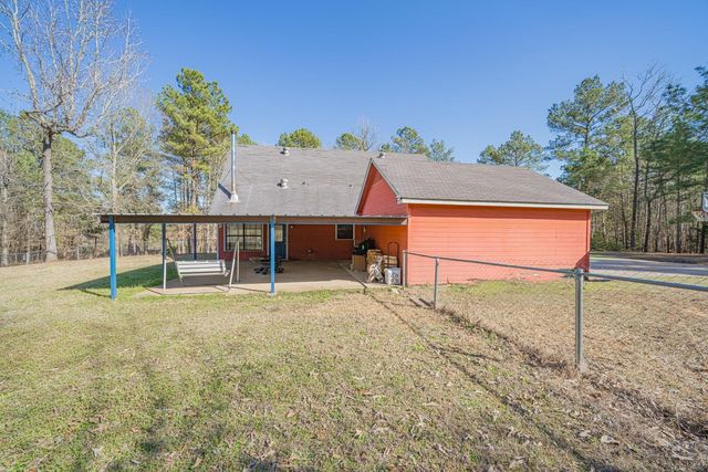 1680 Strong Rd, Diana, TX 75640