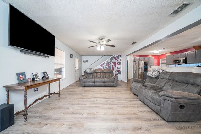 1680 Strong Rd, Diana, TX 75640