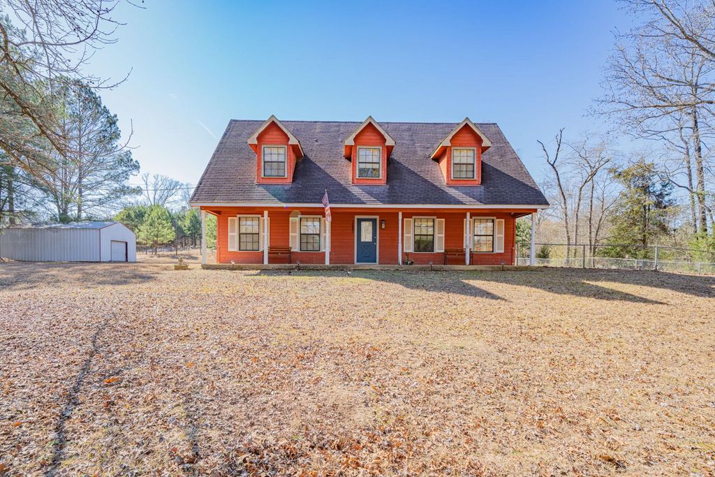 1680 Strong Rd, Diana, TX 75640