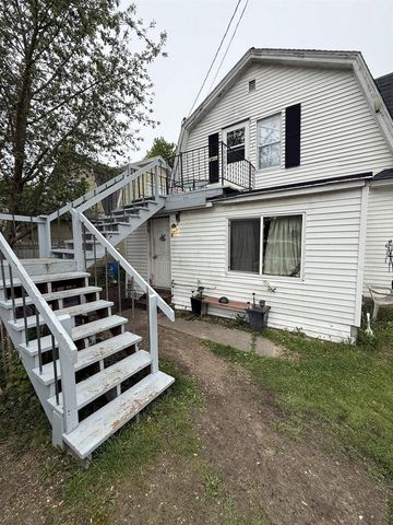 243 MAPLE STREET, Redgranite, WI 54970