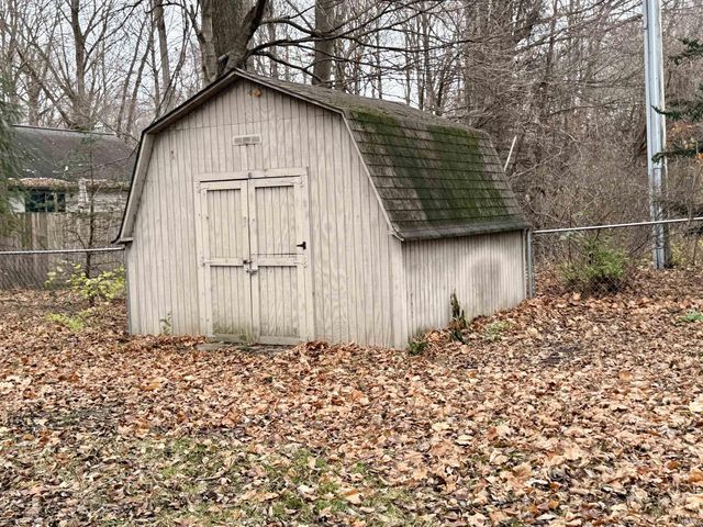 10190 Beechwood Drive, Plymouth, IN 46563