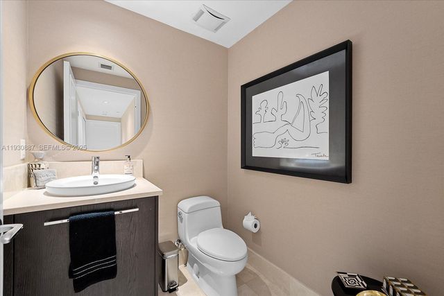 17121 Collins Ave 1005, Sunny Isles Beach, FL 33160