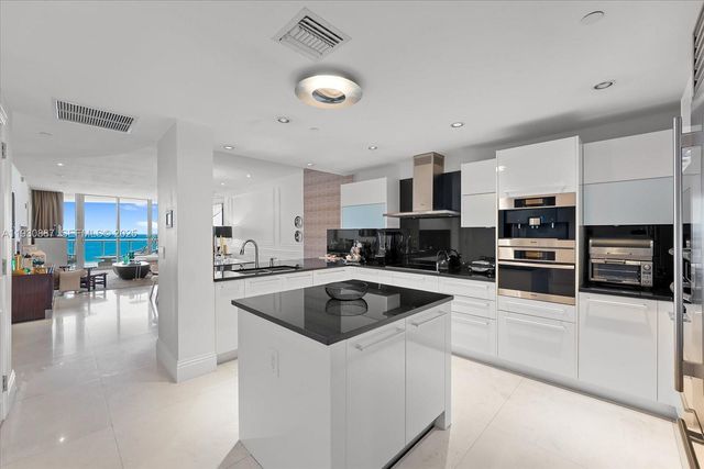 17121 Collins Ave 1005, Sunny Isles Beach, FL 33160