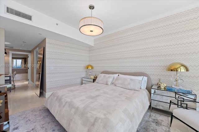 17121 Collins Ave 1005, Sunny Isles Beach, FL 33160