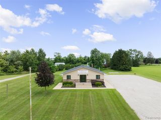 52909 10 Mile Road, South Lyon, MI 48178