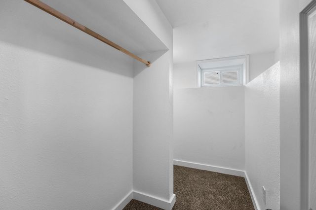1102 W Jackson Ave, Spokane, WA 99205