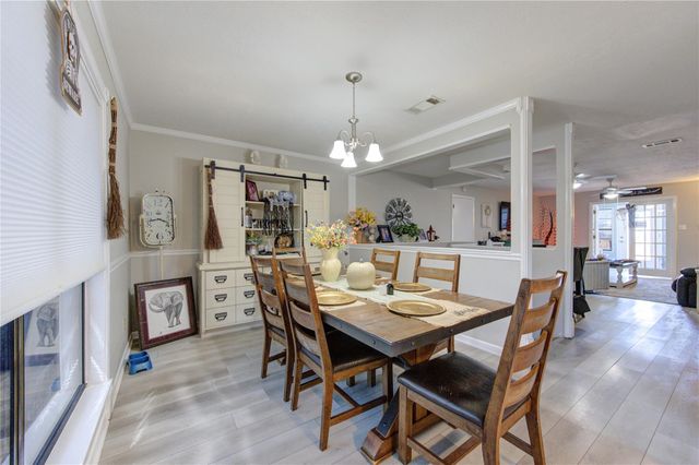 13 S Skimmer Street, La Marque, TX 77568