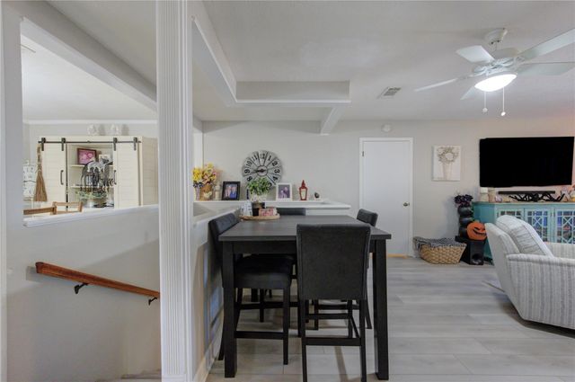 13 S Skimmer Street, La Marque, TX 77568
