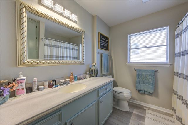 13 S Skimmer Street, La Marque, TX 77568