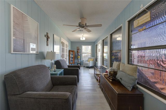 13 S Skimmer Street, La Marque, TX 77568