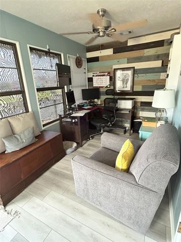 13 S Skimmer Street, La Marque, TX 77568