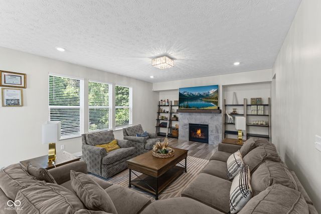 4708 Kintz Drive, Indianapolis, IN 46239