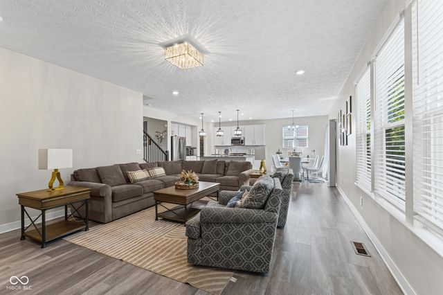 4708 Kintz Drive, Indianapolis, IN 46239