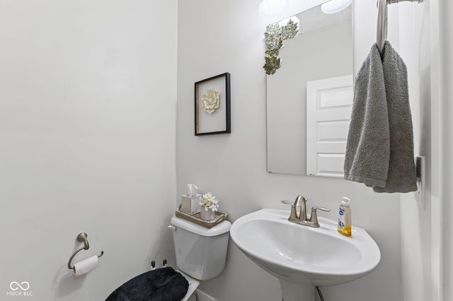 4708 Kintz Drive, Indianapolis, IN 46239
