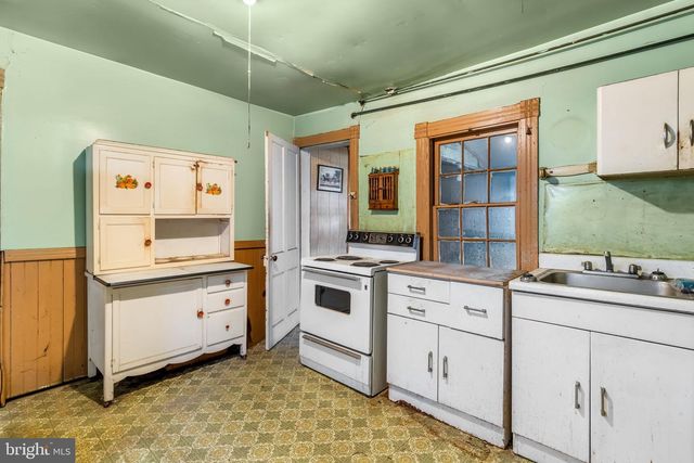 169 E MAIN ST, Orange, VA 22960