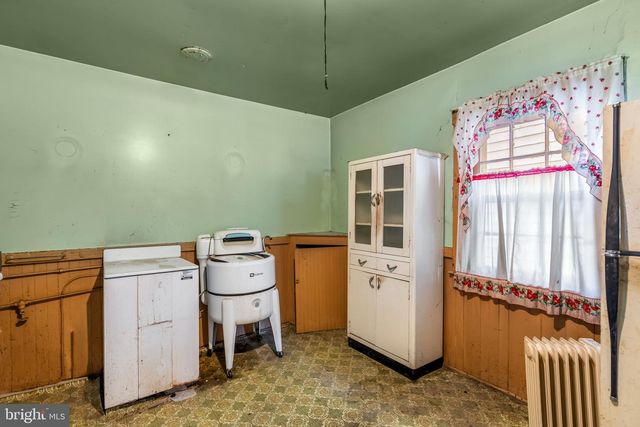 169 E MAIN ST, Orange, VA 22960