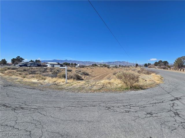 6160 South Surrey Lane, Pahrump, NV 89048