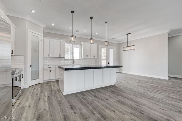 5601 Mary Lou Street, Pahrump, NV 89061