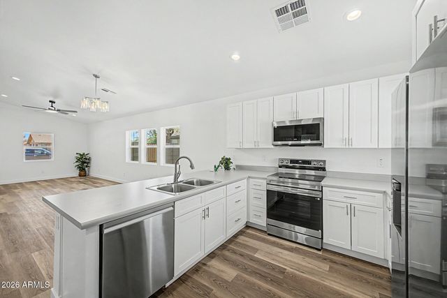 1110 E PIERCE Street, Phoenix, AZ 85006