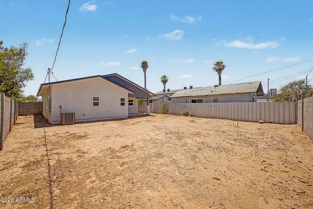 1110 E PIERCE Street, Phoenix, AZ 85006