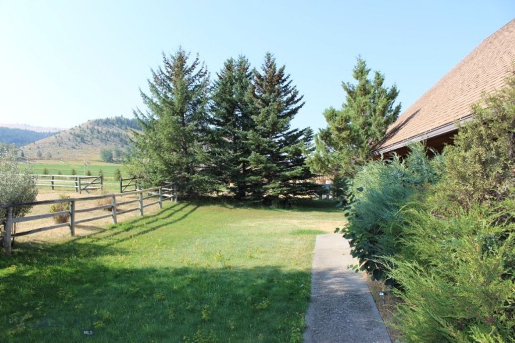 380 W Boulder Road, McLeod, MT 59052 photo 4