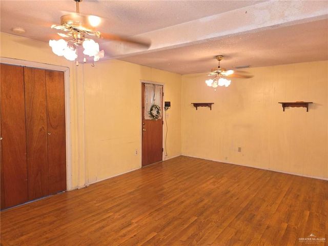 102 Greenlawn Street, Mission, TX 78572