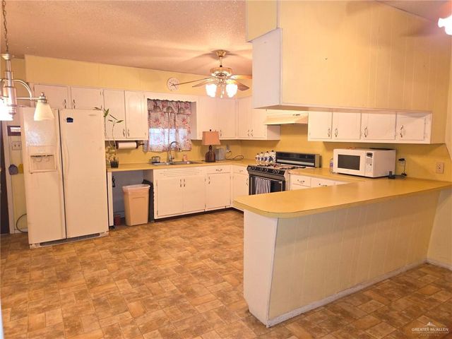 102 Greenlawn Street, Mission, TX 78572
