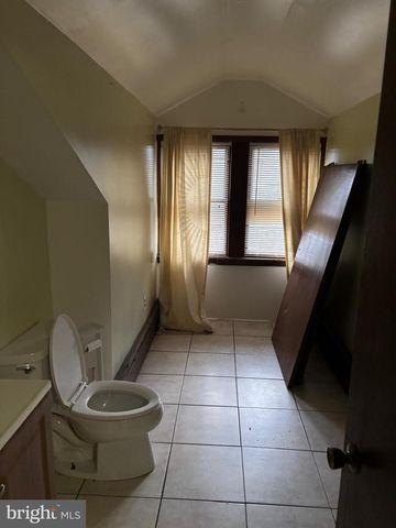 867 BEVERLY RD, Burlington, NJ 08016