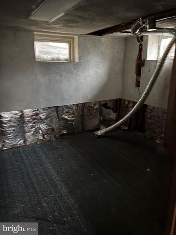 867 BEVERLY RD, Burlington, NJ 08016