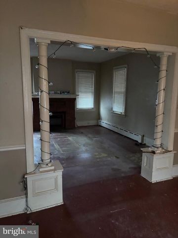 867 BEVERLY RD, Burlington, NJ 08016