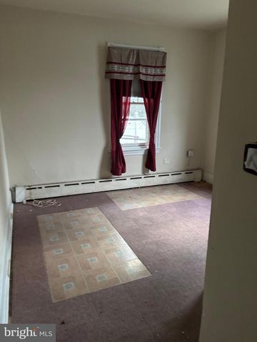 867 BEVERLY RD, Burlington, NJ 08016