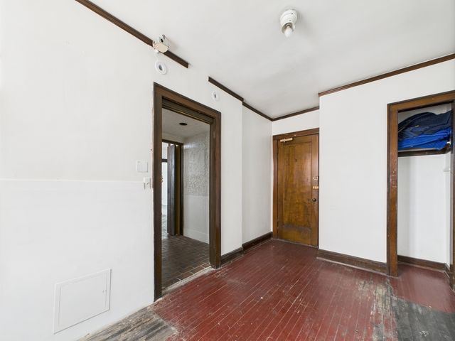 5555 S Everett Avenue B3-4, Chicago, IL 60637
