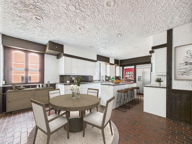 5555 S Everett Avenue B3-4, Chicago, IL 60637