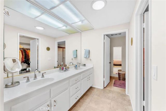 47 Lakeshore, Irvine, CA 92604
