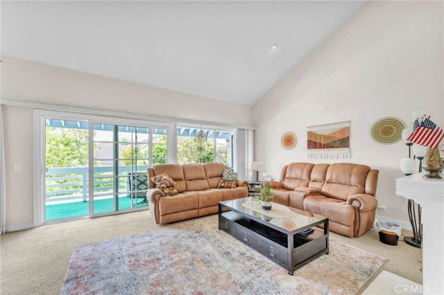 47 Lakeshore, Irvine, CA 92604