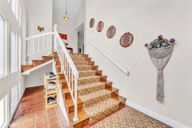47 Lakeshore, Irvine, CA 92604