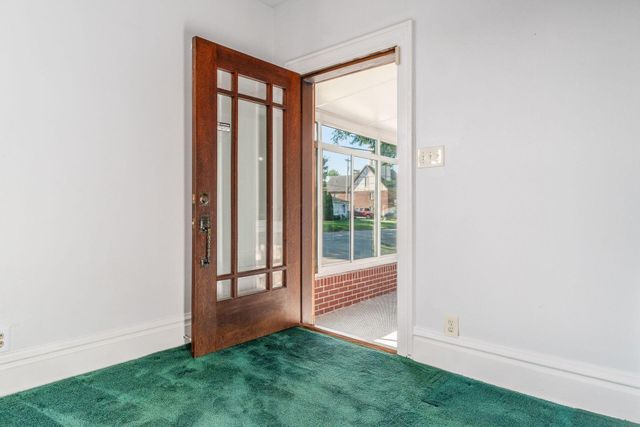 248 N High Street, Canal Winchester, OH 43110