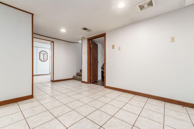 248 N High Street, Canal Winchester, OH 43110