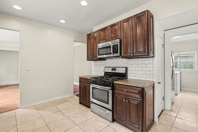 720 Morris Avenue SE, Grand Rapids, MI 49503