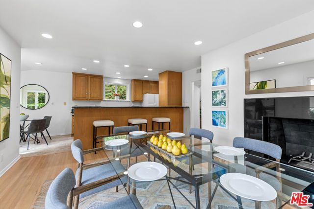 1247 N Bundy Drive, Los Angeles, CA 90049