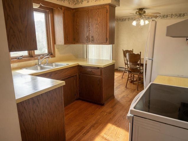2201 SULLIVAN AVENUE, Kaukauna, WI 54130