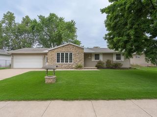 2201 SULLIVAN AVENUE, Kaukauna, WI 54130