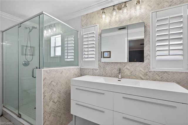 5336 Chippendale CIR W, Fort Myers, FL 33919